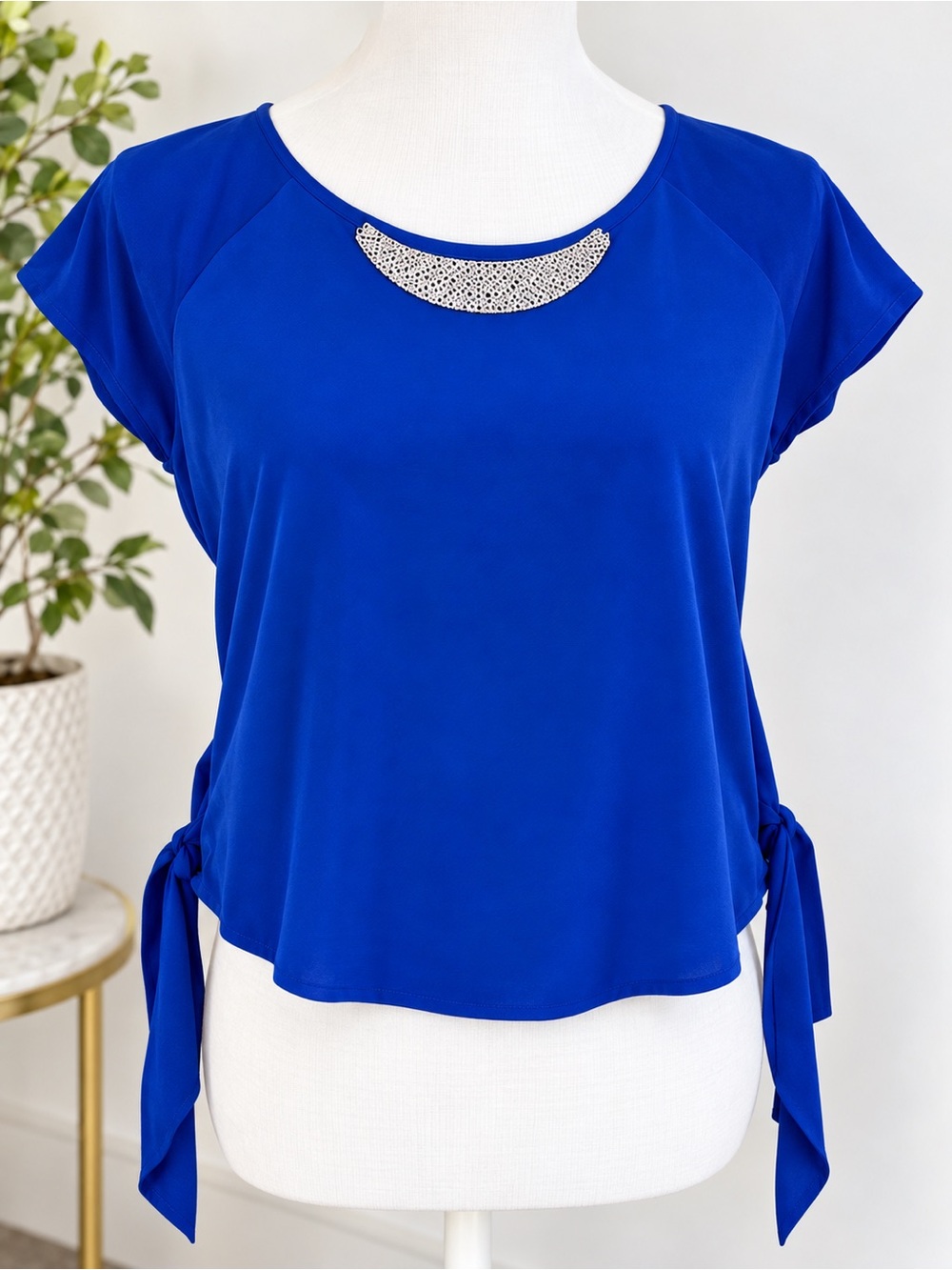 HeartSoul Royal Blue Silver Metal Neckline Open Back Tie Waist Blouse L